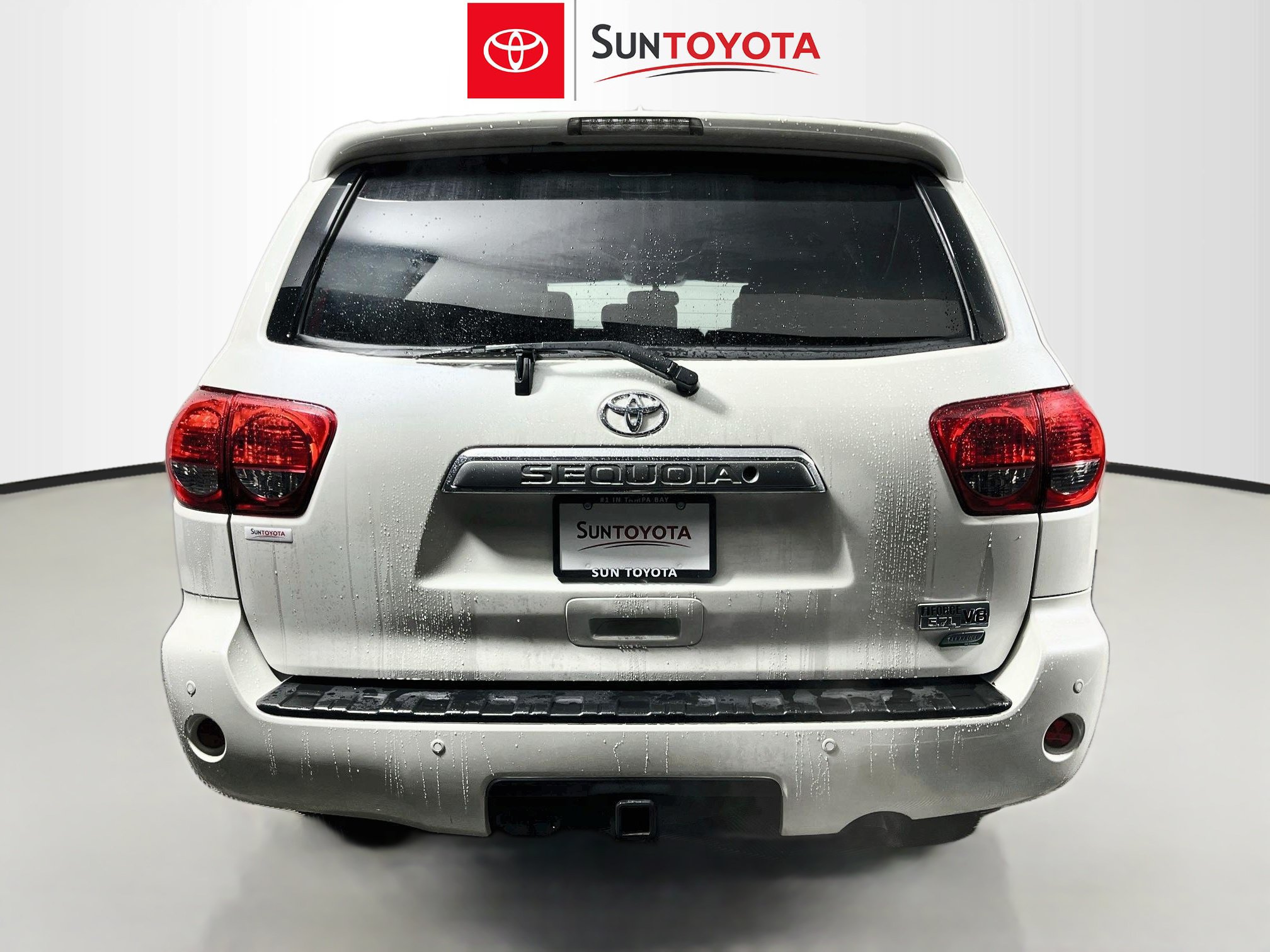 Used 2017 Toyota Sequoia Platinum AWD/4WD image 5