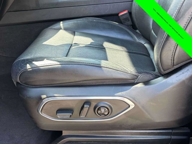 Used 2024 Jeep Wagoneer Series II w/ Flexible Seating Group AWD/4WD image 5
