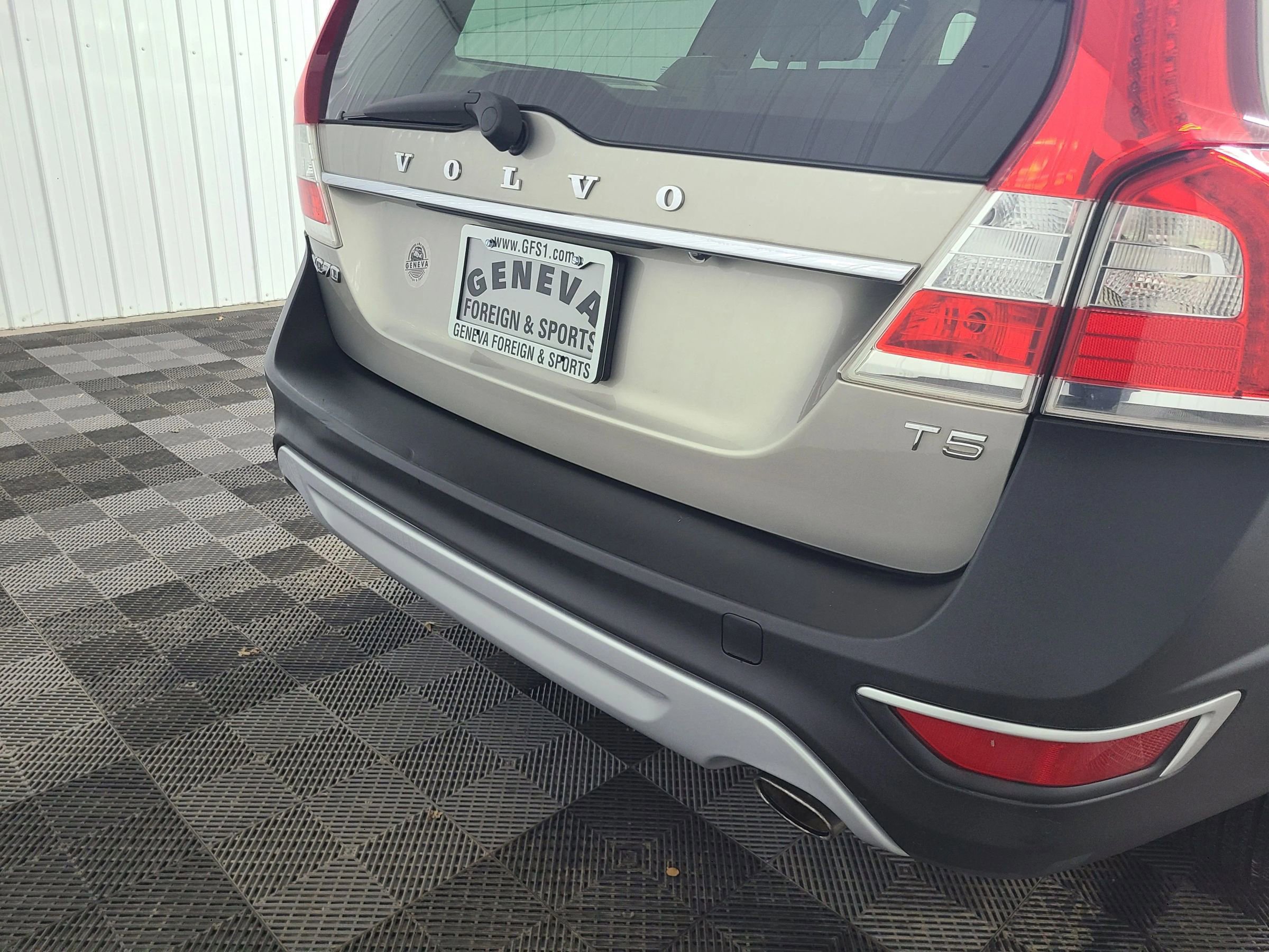 Used 2015 Volvo XC70 T5 Platinum image 19