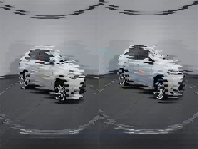 Used 2017 Toyota Corolla L image 2