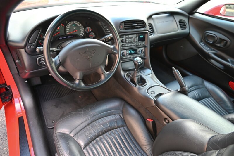 Used 1999 Chevrolet Corvette Coupe w/ Memory Pkg RWD image 35