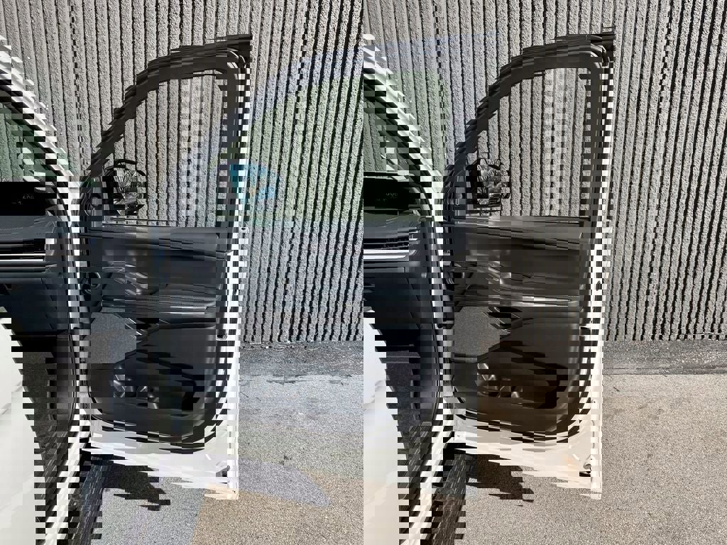 New 2025 Lincoln Navigator L Reserve image 27