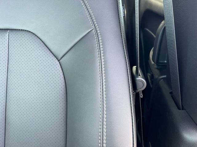 New 2026 Chrysler Pacifica Select AWD/4WD image 15