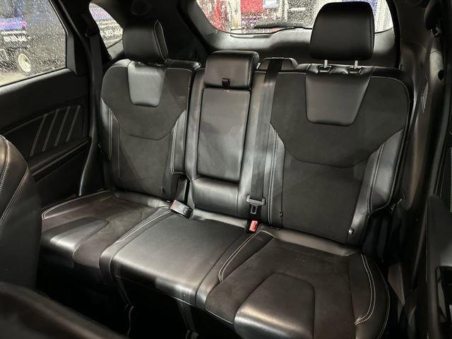Used 2020 Ford Edge ST image 27