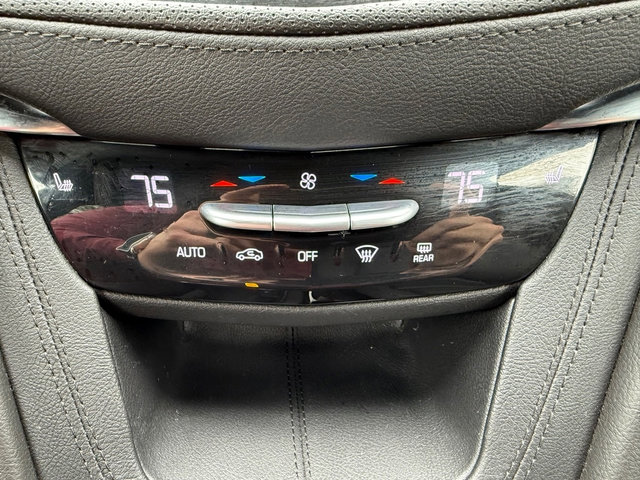 Used 2020 Cadillac XT5 Luxury image 25