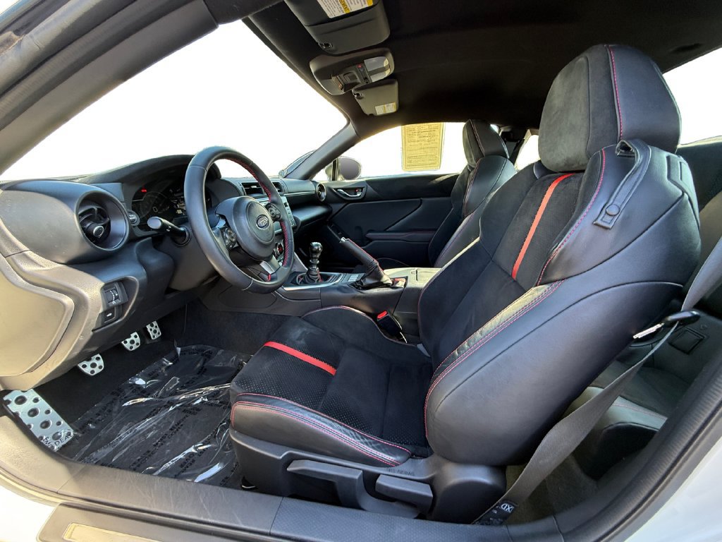 Used 2023 Subaru BRZ Limited RWD image 9
