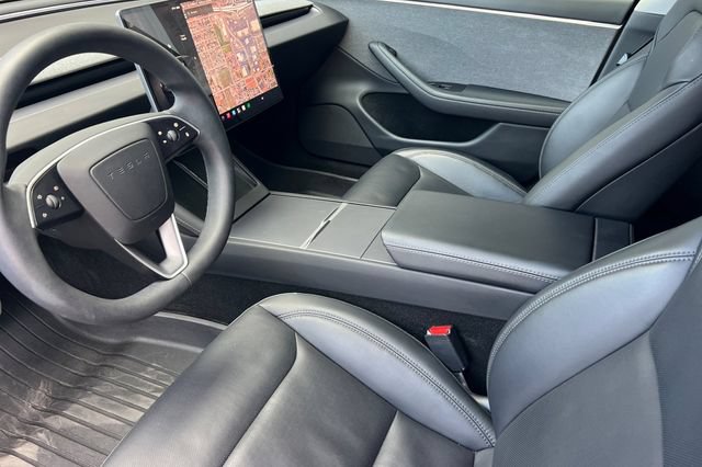 Used 2025 Tesla Model 3 Long Range RWD image 10