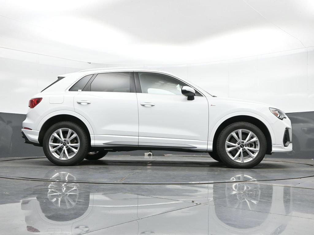 Used 2024 Audi Q3 2.0T Premium AWD/4WD image 41