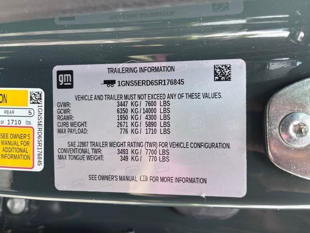 Used 2025 Chevrolet Suburban RST w/ Comfort Package image 18