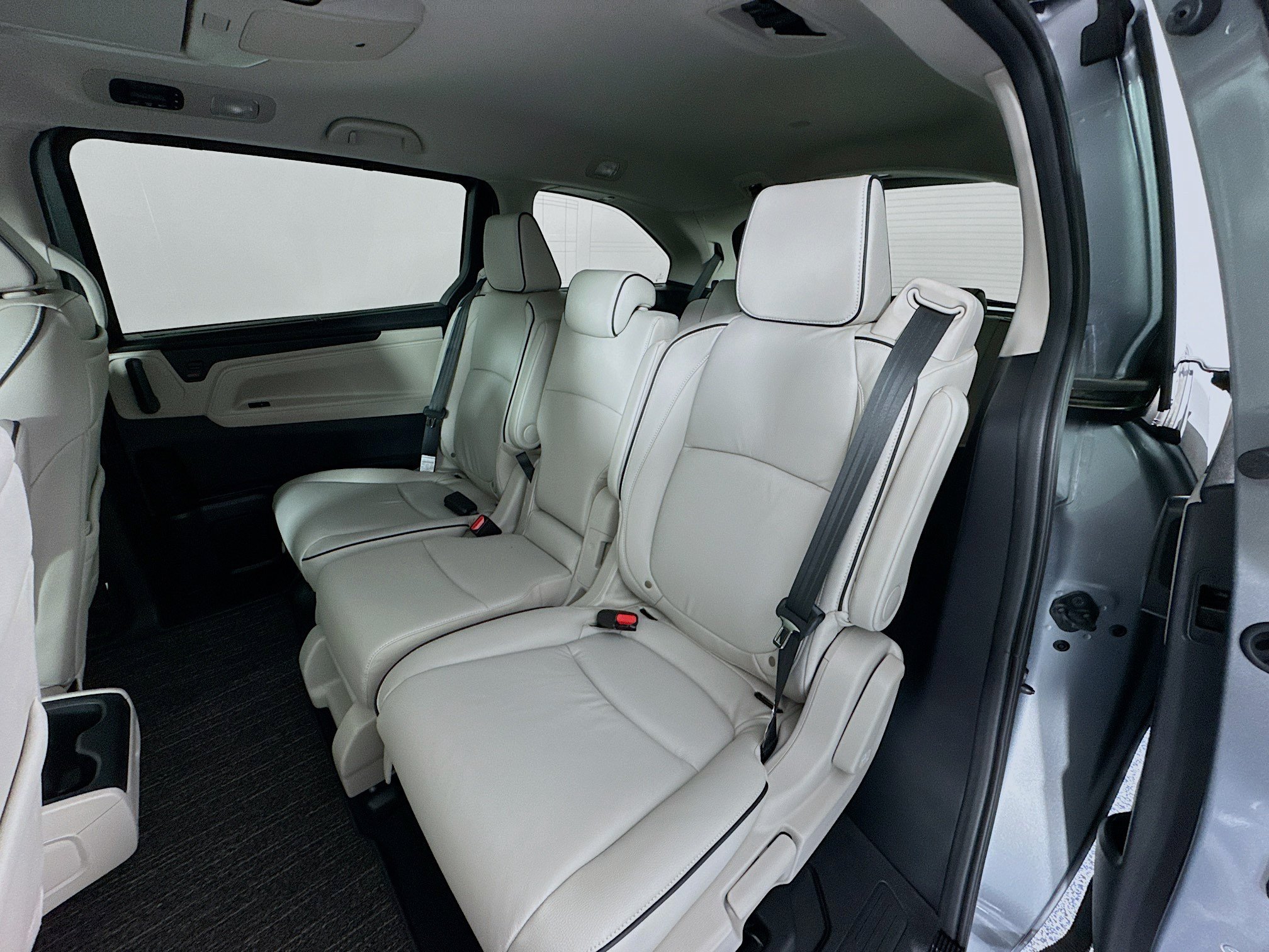 New 2026 Honda Odyssey Touring image 25
