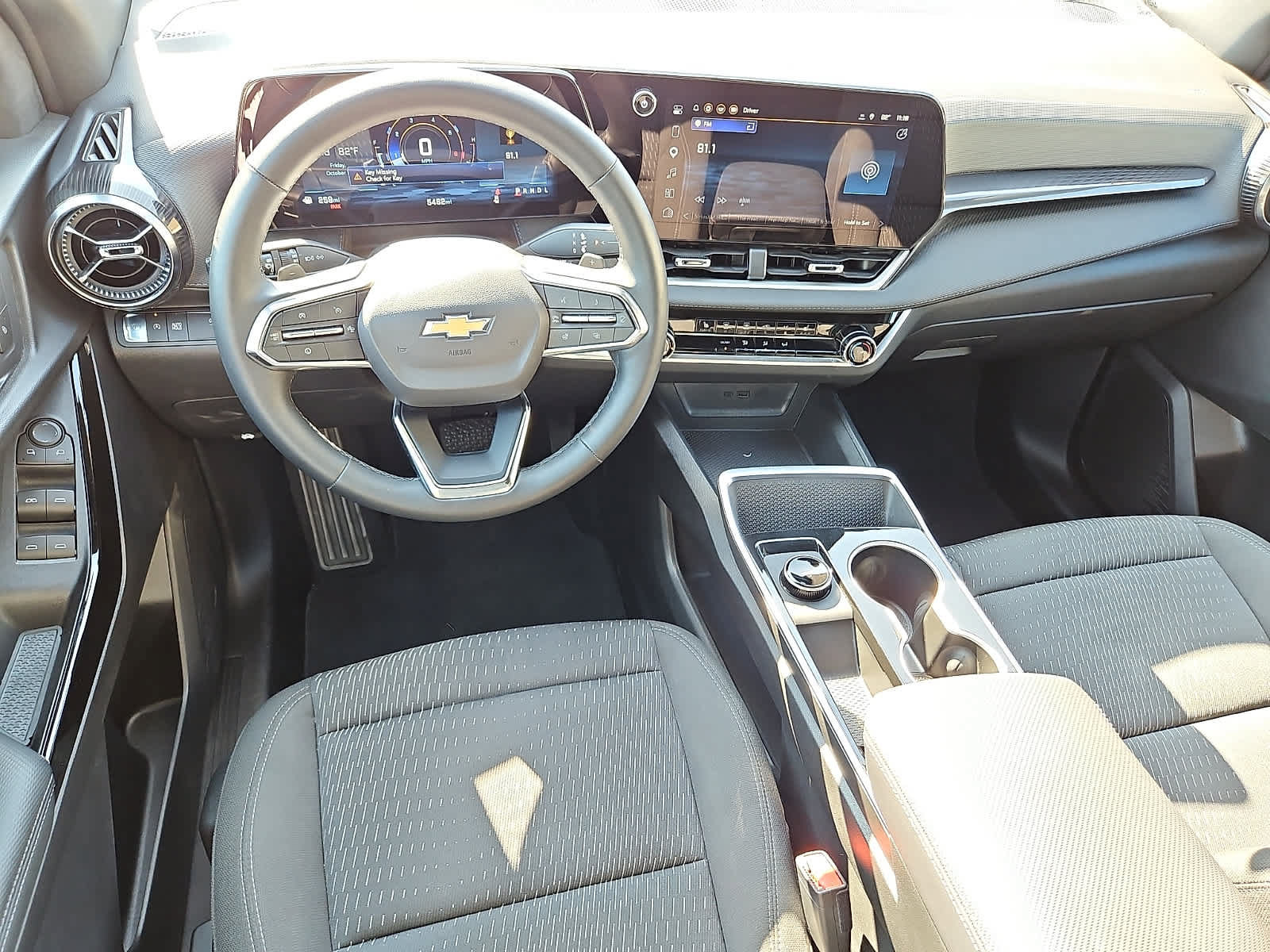 New 2026 Chevrolet Equinox LT FWD image 9