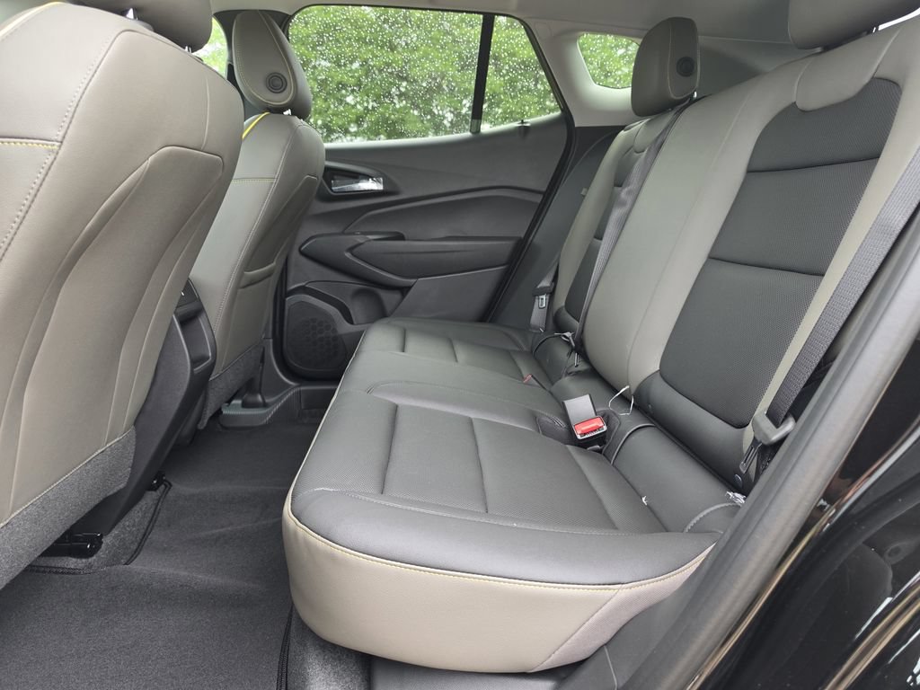 New 2026 Chevrolet Trax ACTIV w/ Driver Confidence Package FWD image 22