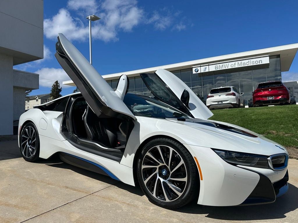 Used 2016 BMW i8