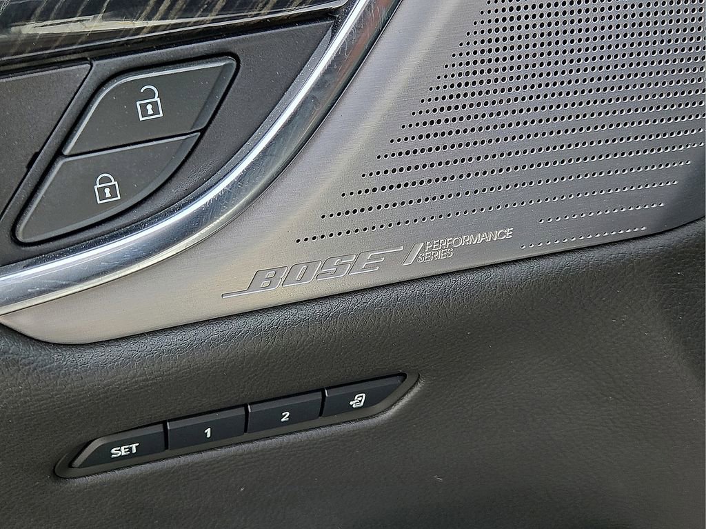 Used 2023 Cadillac XT6 Premium Luxury image 23