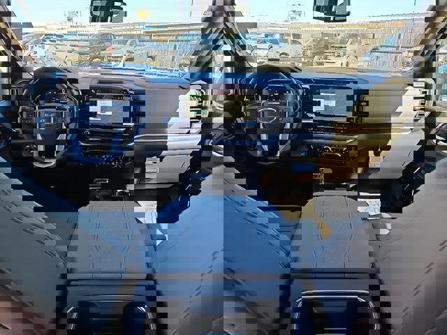 New 2026 GMC Sierra 1500 SLT image 12