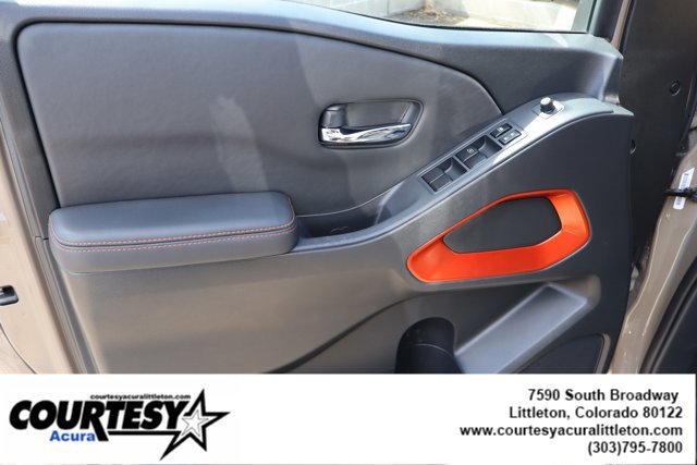 Used 2024 Nissan Frontier PRO-4X w/ Technology Package image 23