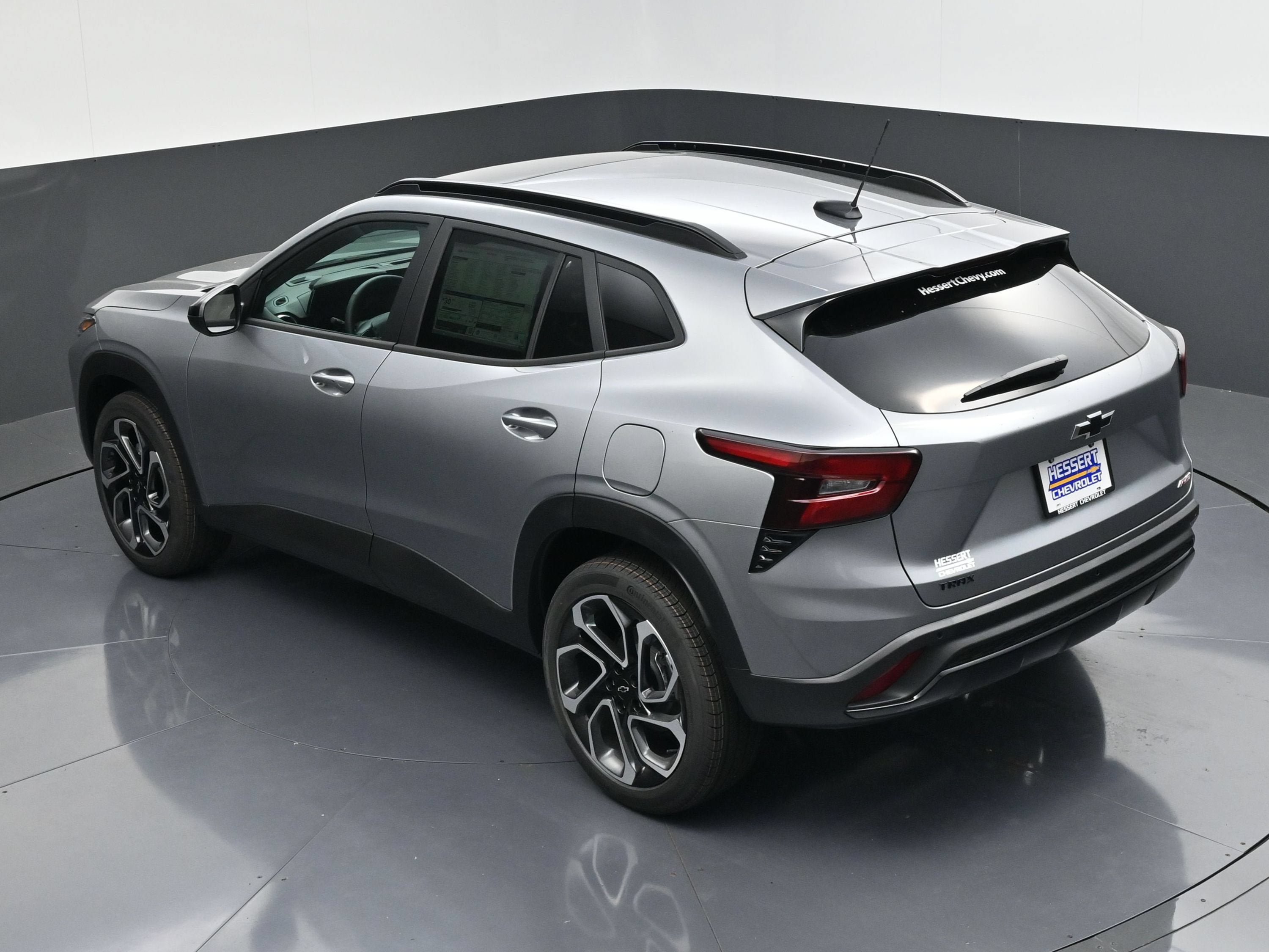 New 2026 Chevrolet Trax RS w/ Sunroof Package FWD image 49