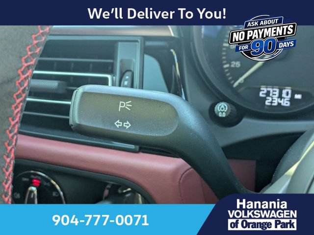 Used 2023 Porsche Macan S AWD/4WD image 30