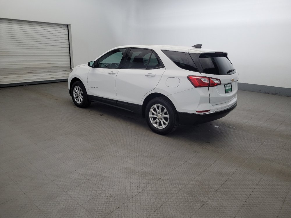 Used 2018 Chevrolet Equinox LS AWD/4WD image 3