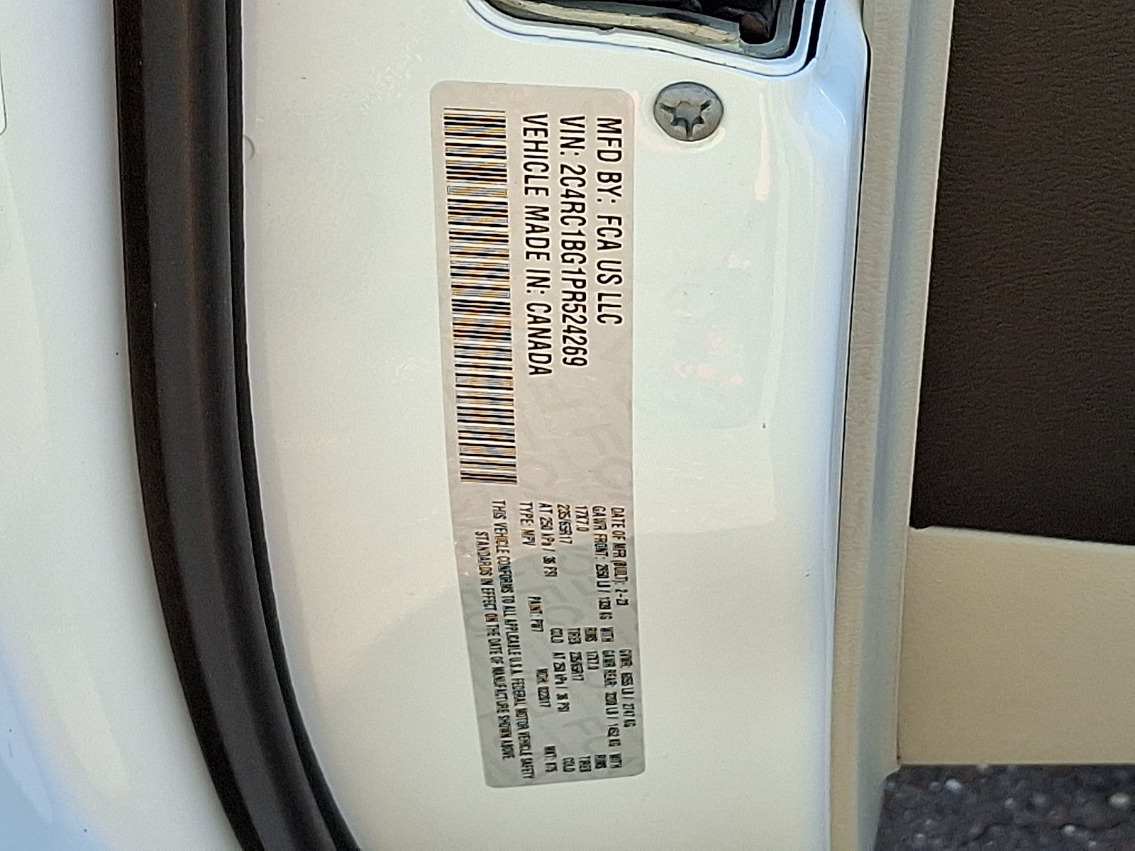 Used 2023 Chrysler Pacifica Touring-L FWD image 28
