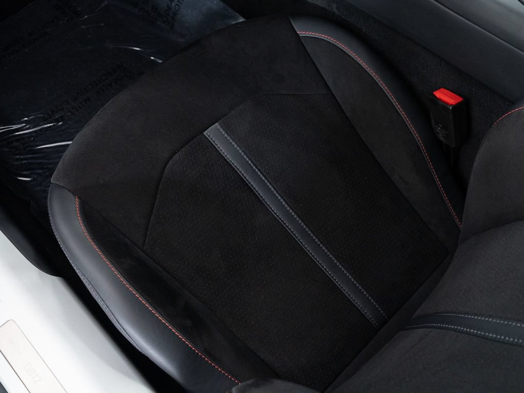 Used 2025 Aston Martin DB12 Coupe RWD image 19