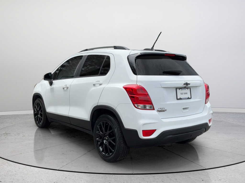 Certified 2022 Chevrolet Trax LT w/ Sport Edition FWD image 9