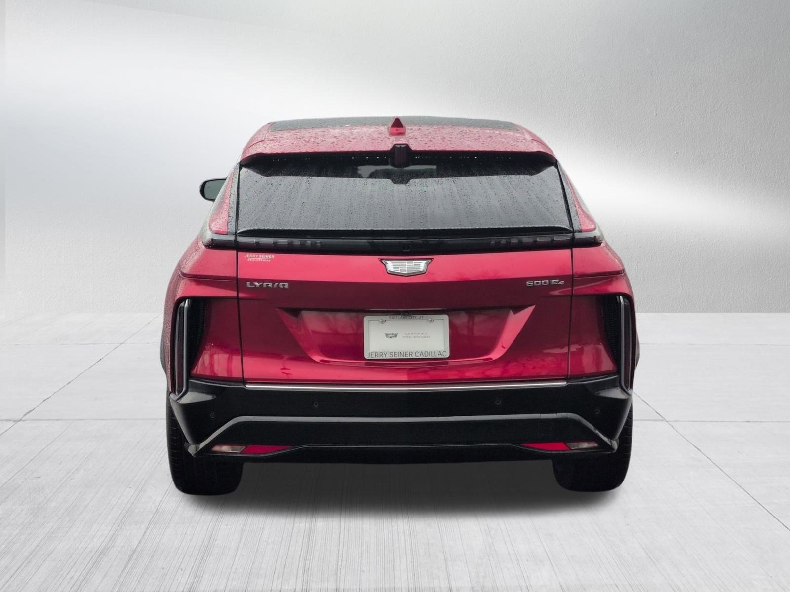 Used 2025 Cadillac Lyriq Luxury image 5