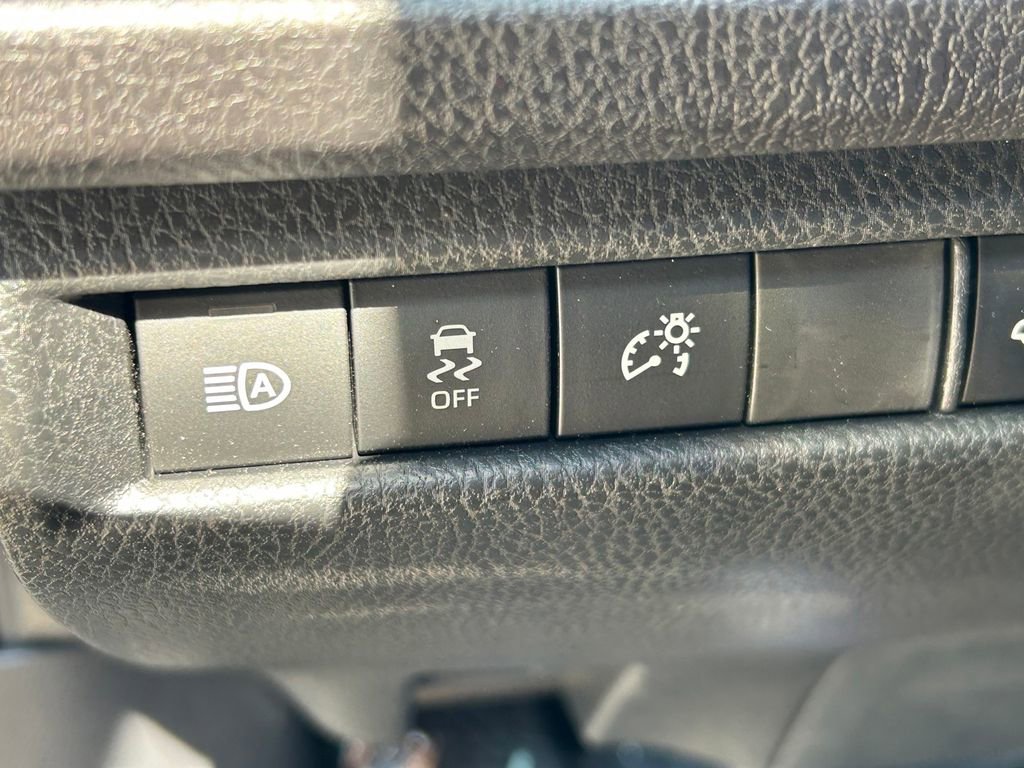 Used 2026 Toyota Camry SE w/ Multimedia Upgrade Package FWD image 25