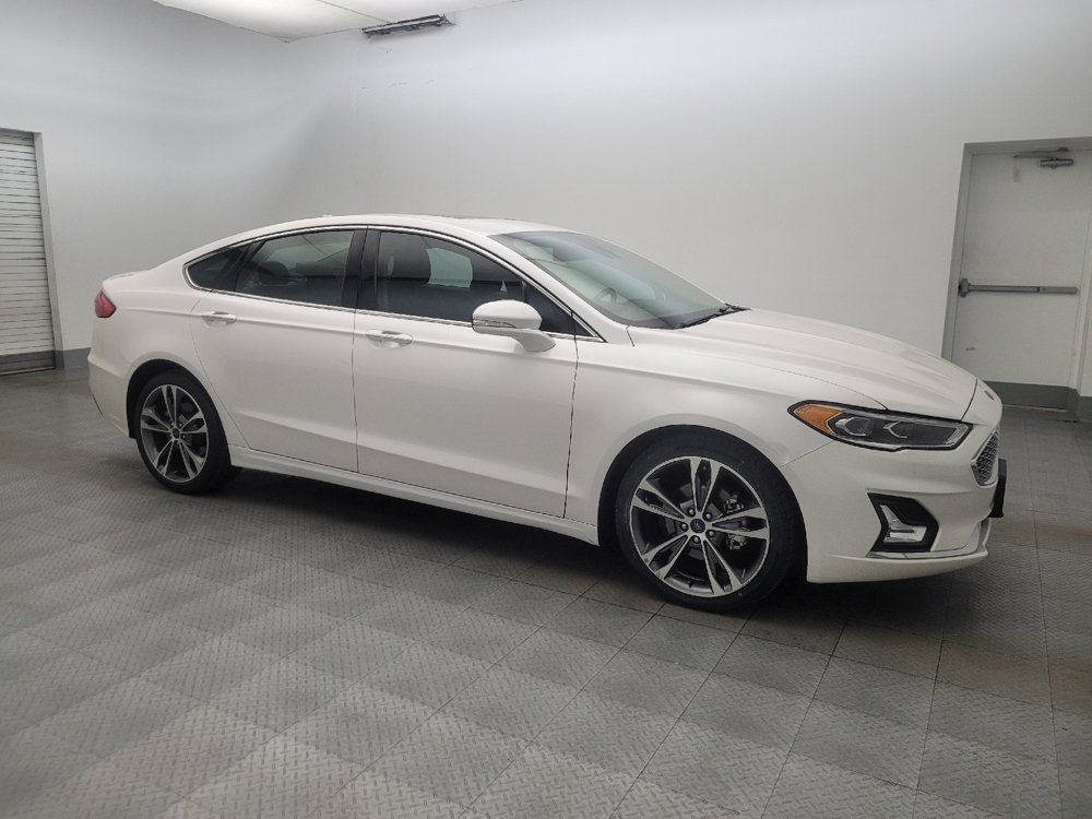 Used 2019 Ford Fusion Titanium image 11