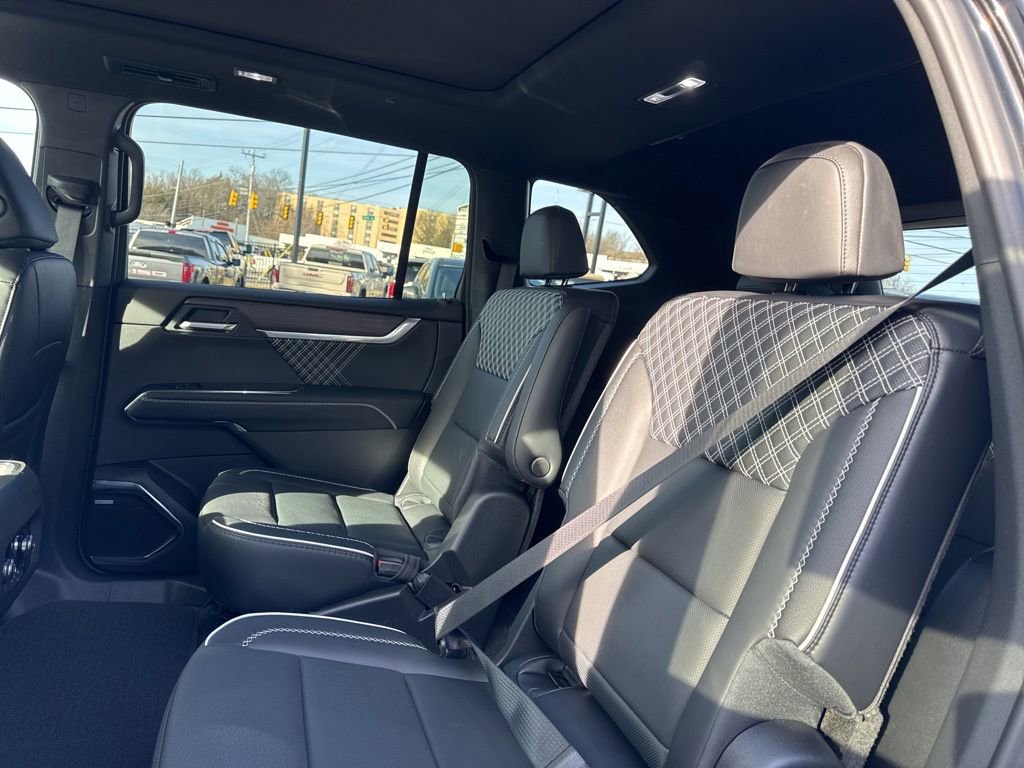 New 2026 GMC Acadia Denali w/ Super Cruise Package image 34