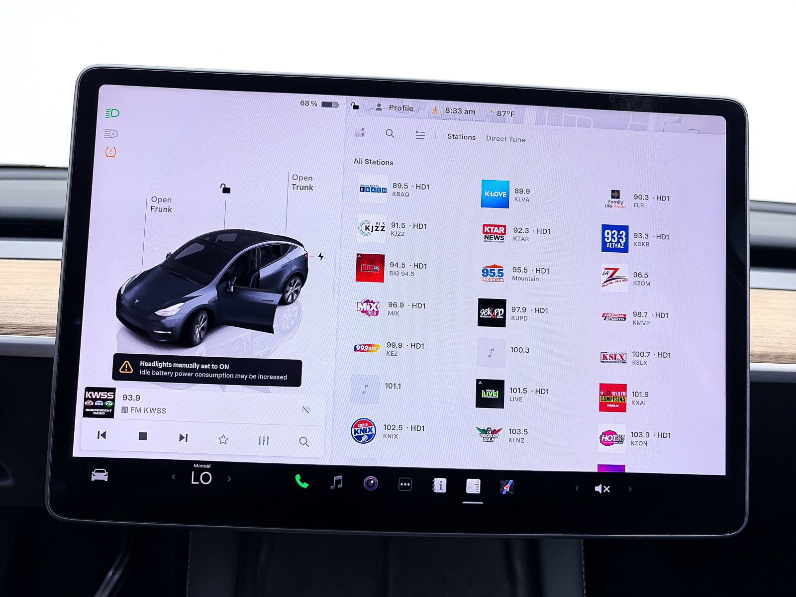Used 2023 Tesla Model Y Long Range AWD/4WD image 26