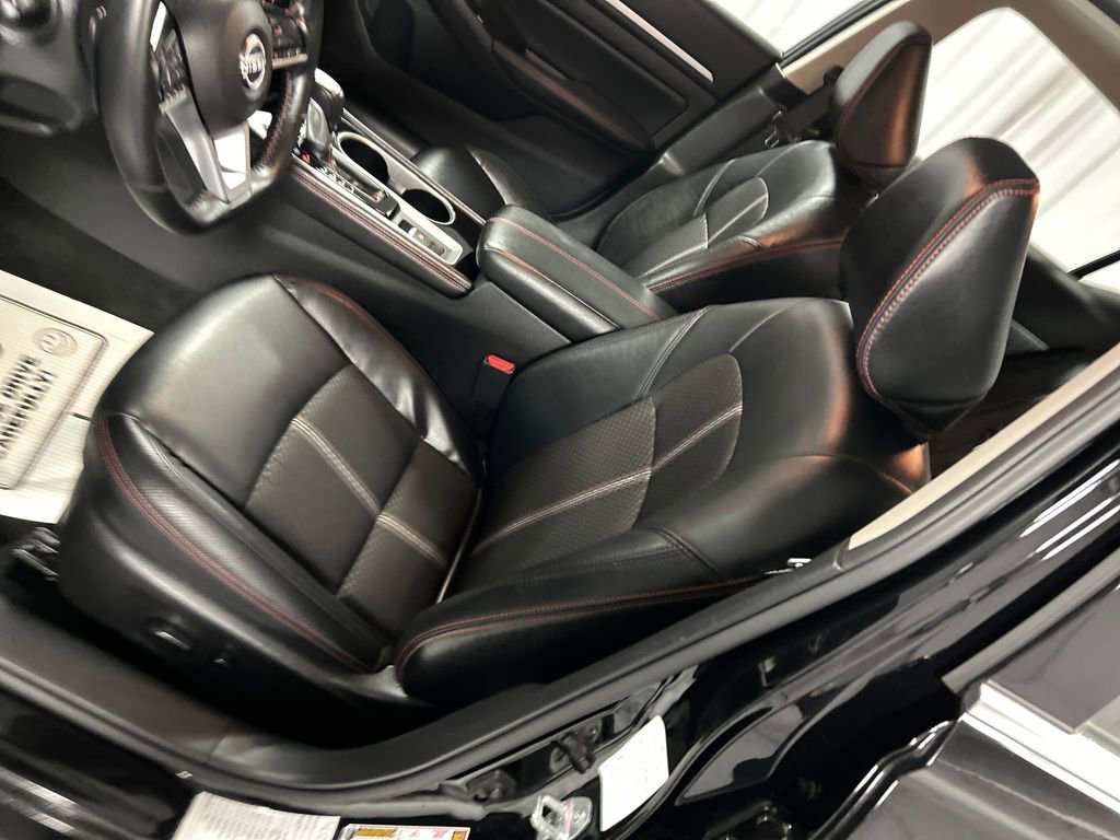 Used 2025 Nissan Altima 2.5 SR AWD/4WD image 10