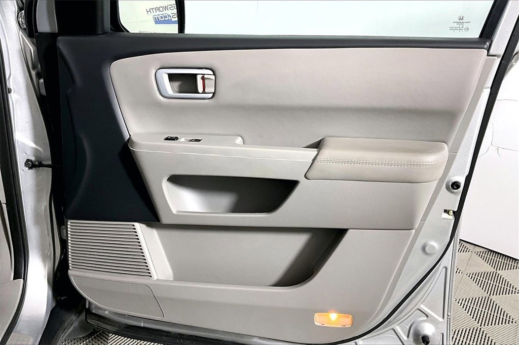 Used 2015 Honda Pilot EX-L image 19