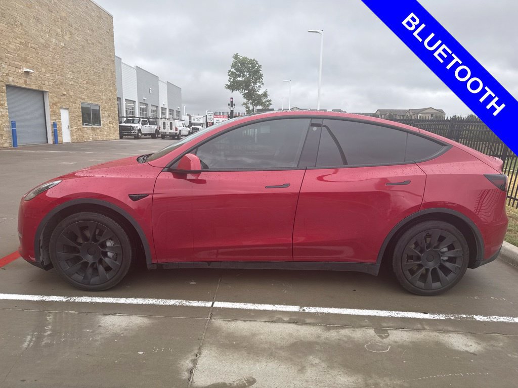 Used 2022 Tesla Model Y Long Range AWD/4WD image 3