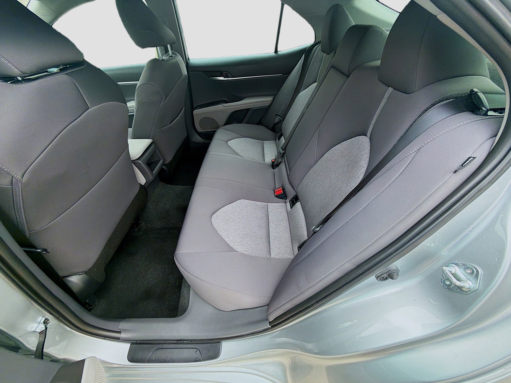 Used 2024 Toyota Camry LE FWD image 22