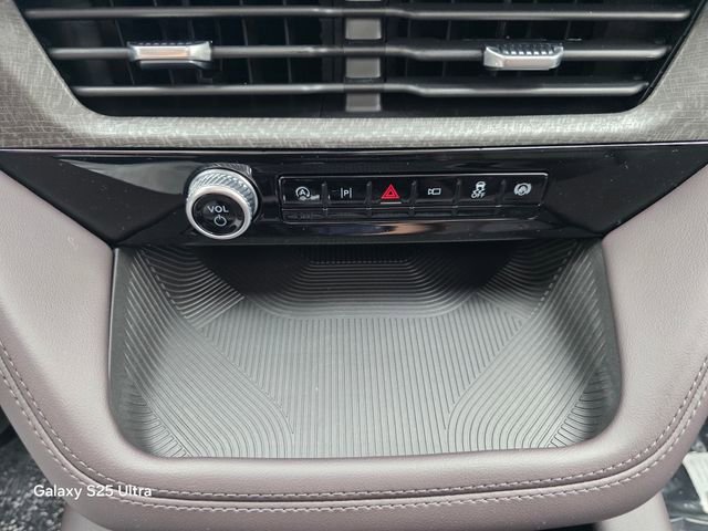 New 2026 Ford Explorer Platinum image 22