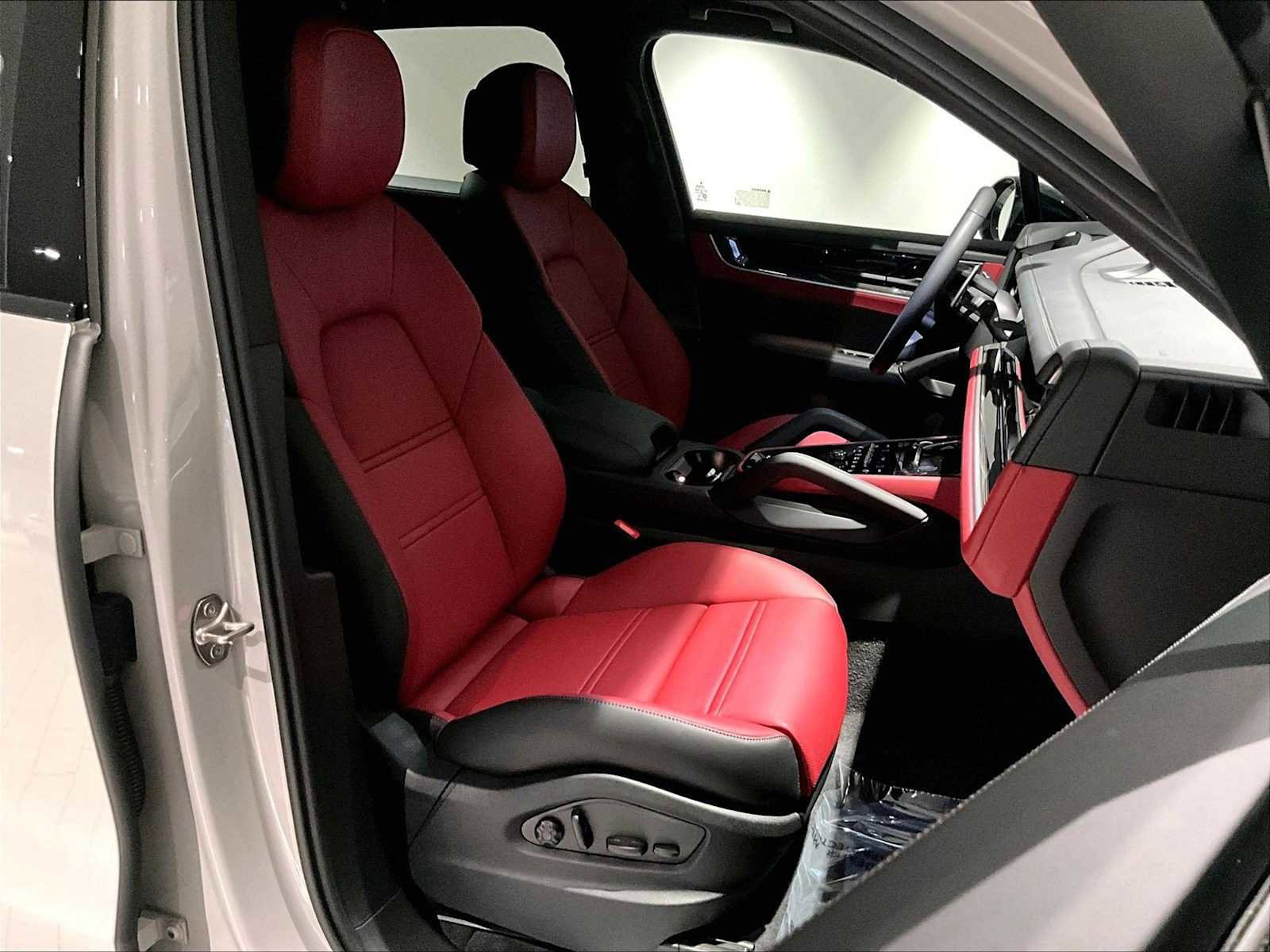 New 2026 Porsche Cayenne E-Hybrid image 19