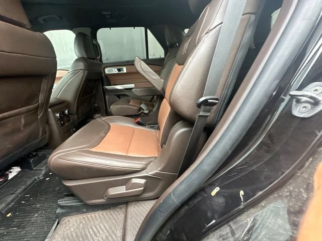 Certified 2023 Ford Explorer King Ranch w/ Technology Package AWD/4WD image 7