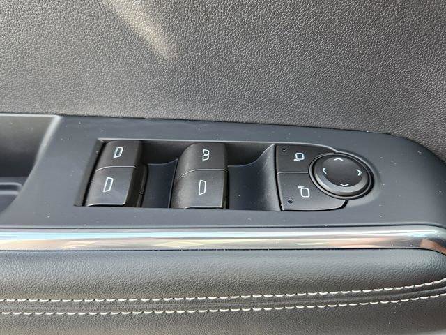 New 2026 GMC Acadia Elevation w/ Black Edition FWD image 19