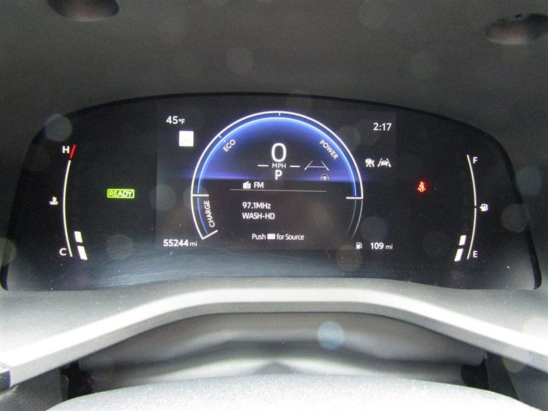 Used 2025 Toyota Camry SE image 16