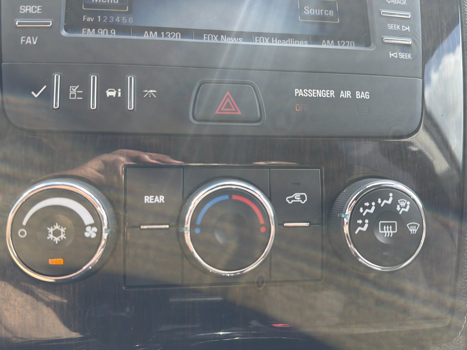 Used 2017 Chevrolet Traverse LT w/ Style and Technology Package FWD image 23