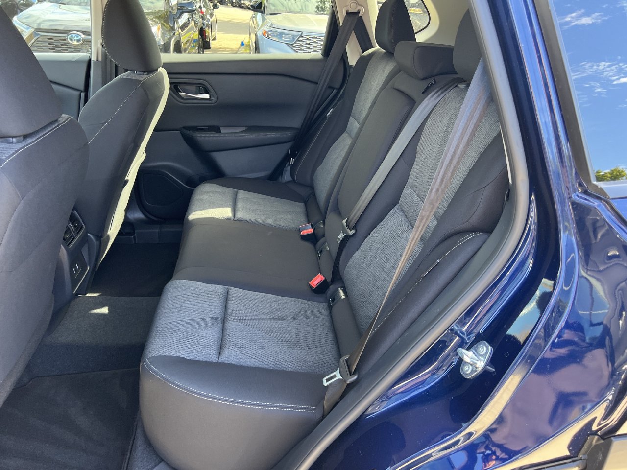 Used 2026 Nissan Rogue SV FWD image 19