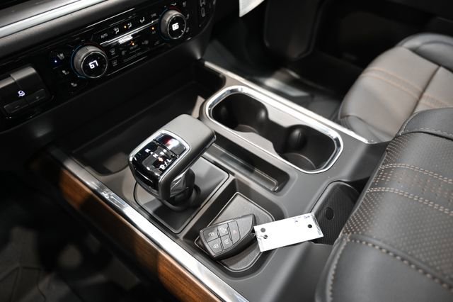 New 2026 Chevrolet Silverado 1500 High Country AWD/4WD image 25