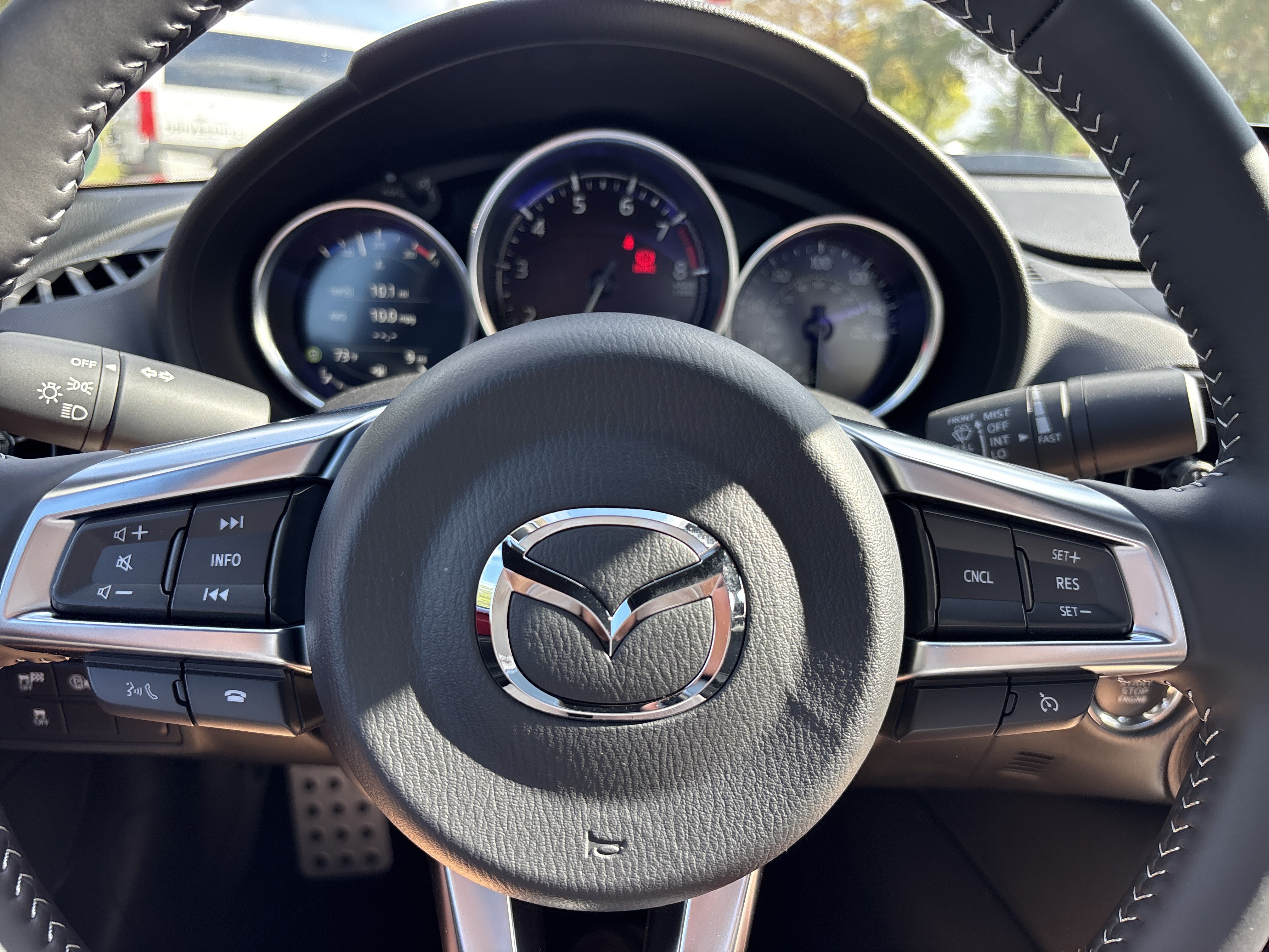 New 2026 MAZDA MX-5 Miata Club w/ Interior Package RWD image 22