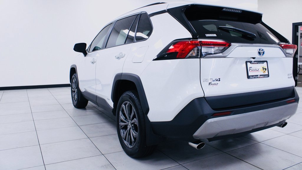 Used 2024 Toyota RAV4 Limited image 3