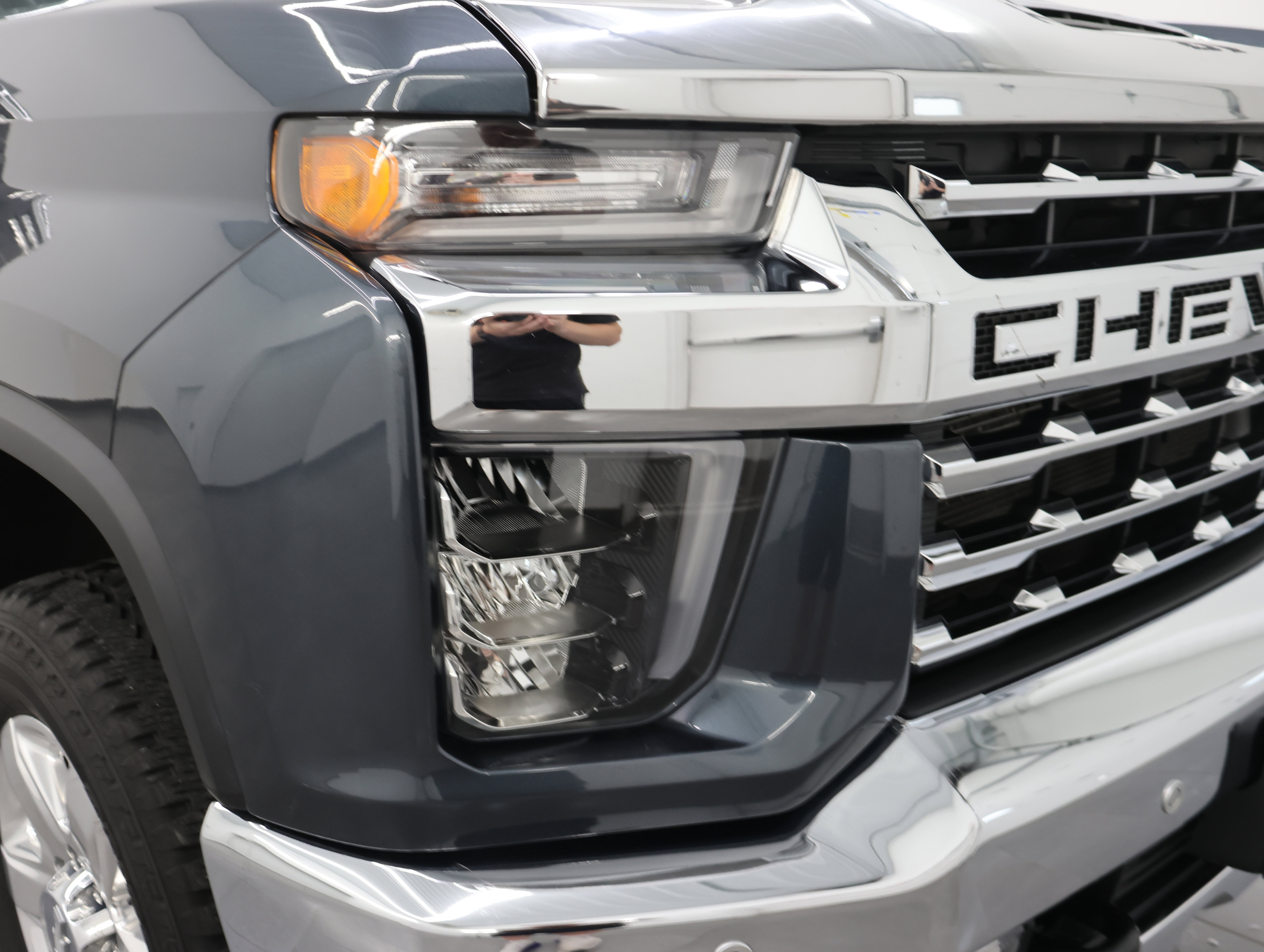 Used 2020 Chevrolet Silverado 2500 LTZ w/ LTZ Premium Package AWD/4WD image 29