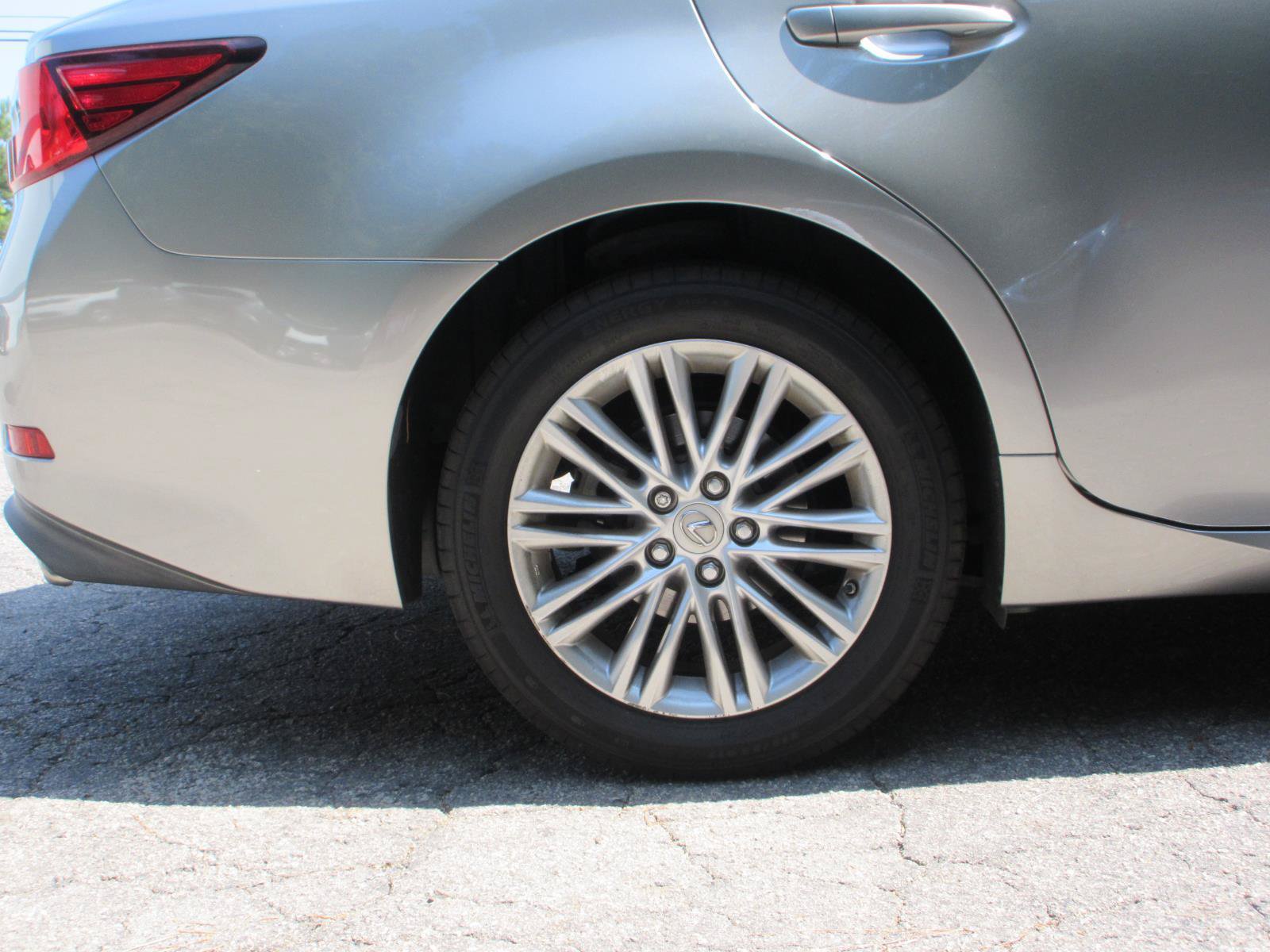 Used 2017 Lexus ES 350 w/ Premium Package FWD image 24