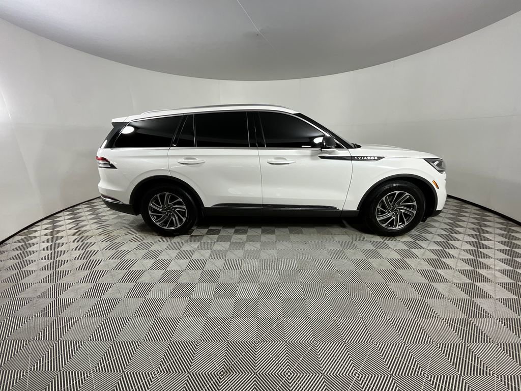Used 2021 Lincoln Aviator 2WD image 5