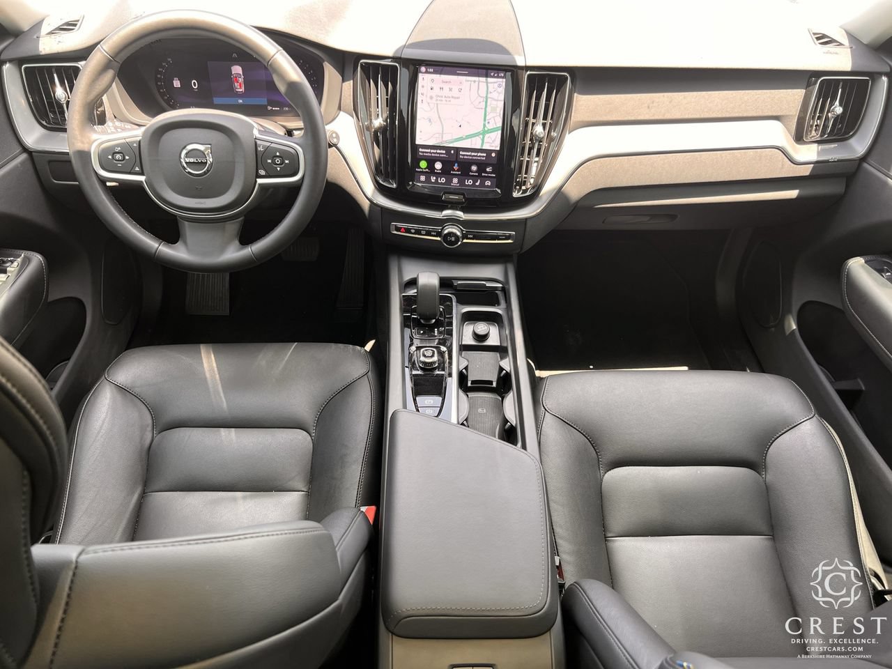 Used 2025 Volvo XC60 B5 Core AWD/4WD image 10