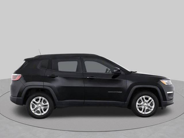 Used 2018 Jeep Compass Sport FWD image 8